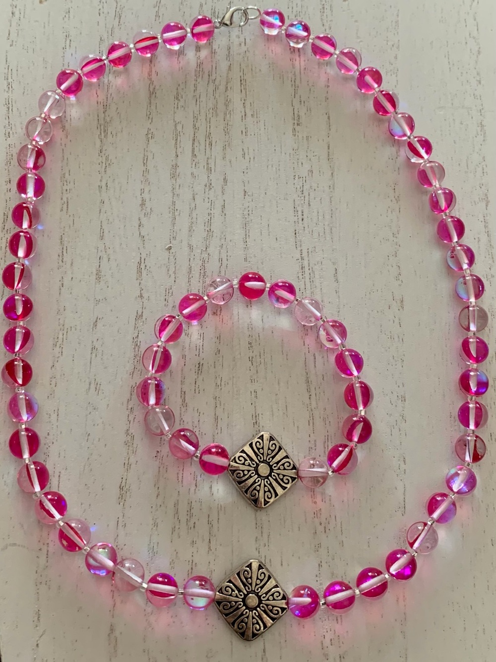 Pink Glass Bead Necklace with Decorative Silver-Tone Accent